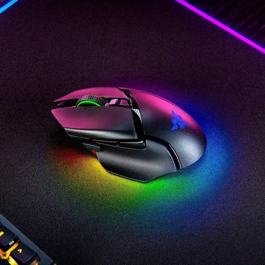 Razer Basilisk V3 Pro ratón gaming inalámbrico premium sensor Focus Pro 26K HyperScroll RGB Chroma review