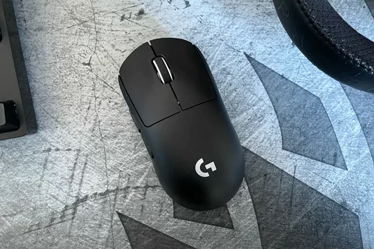 Logitech Pro X Superlight ratón gaming inalámbrico ultraligero 63g sensor HERO 25K LIGHTSPEED review