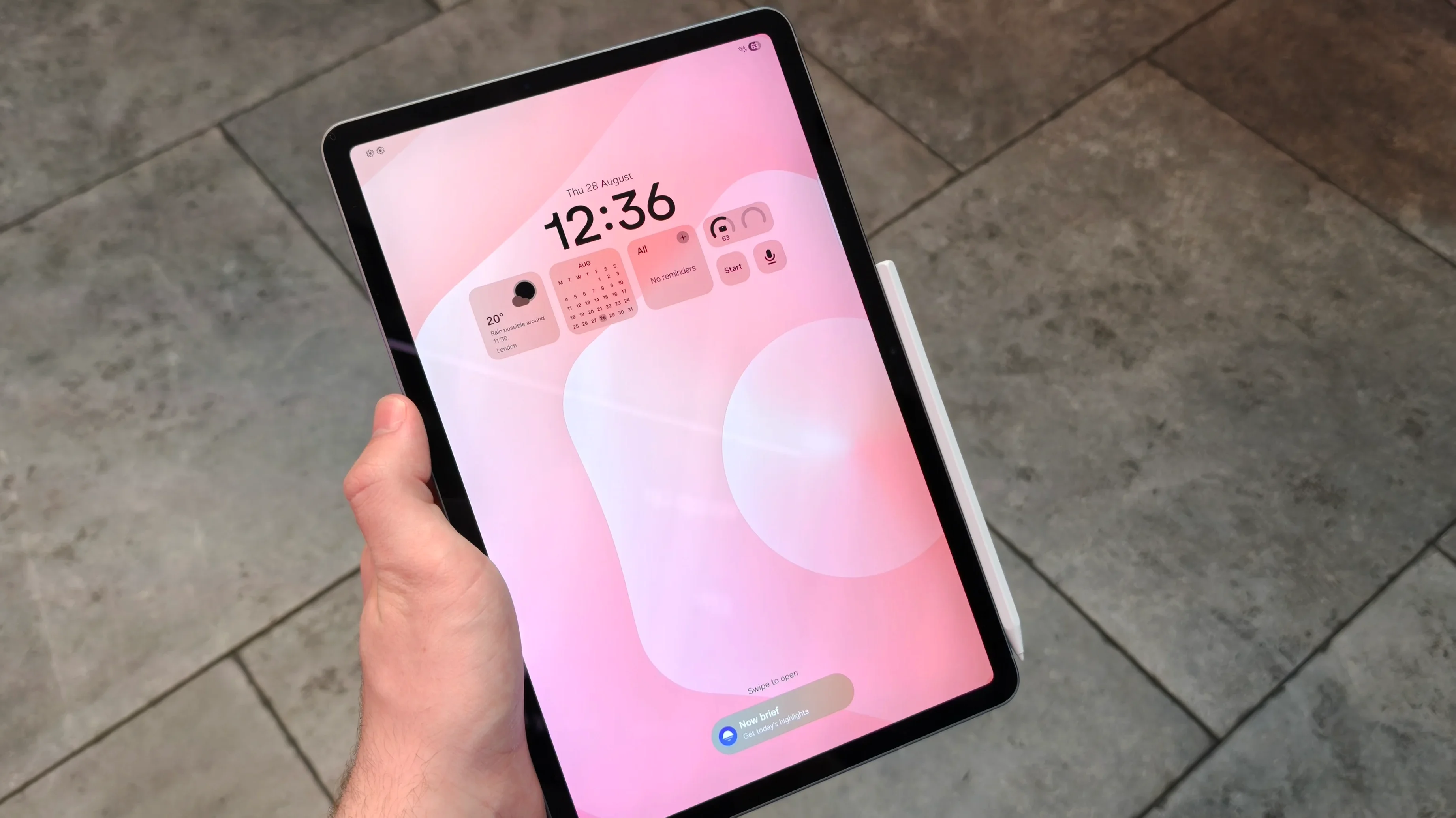 Samsung Galaxy Tab S11 tablet premium AMOLED 120Hz Dimensity 9400+ S Pen IP68 review